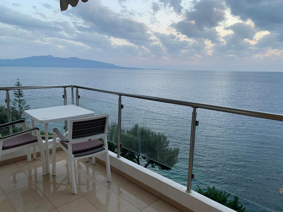 Gregor Apartments Sarandë Esterno foto