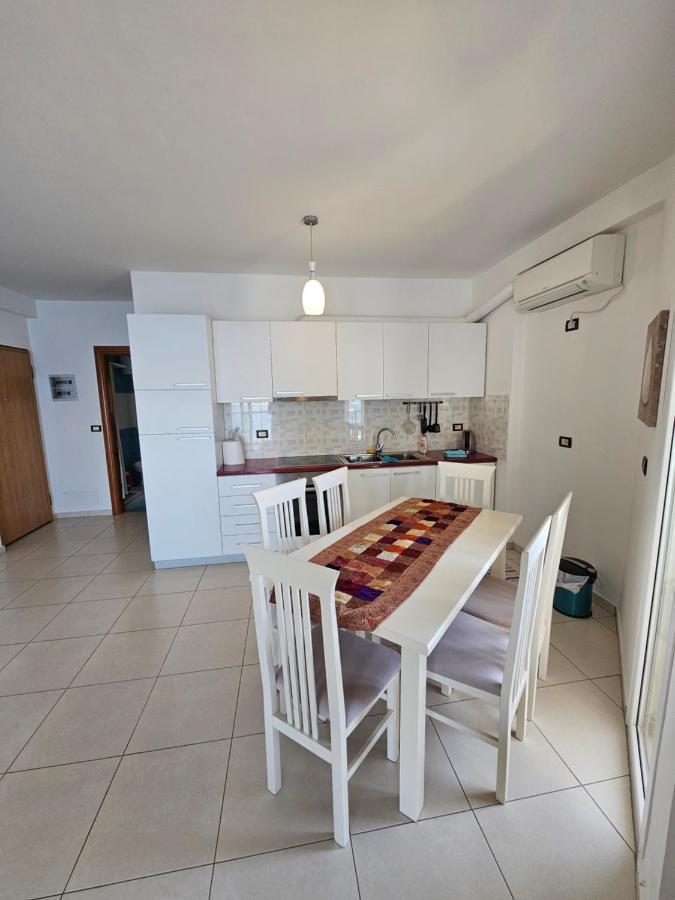 Gregor Apartments Sarandë Esterno foto