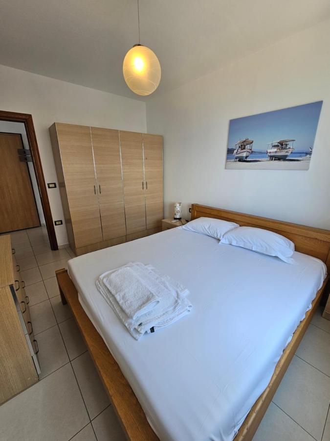 Gregor Apartments Sarandë Esterno foto