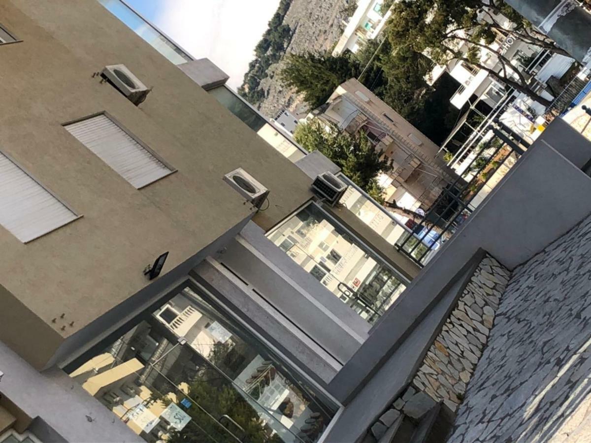 Gregor Apartments Sarandë Esterno foto