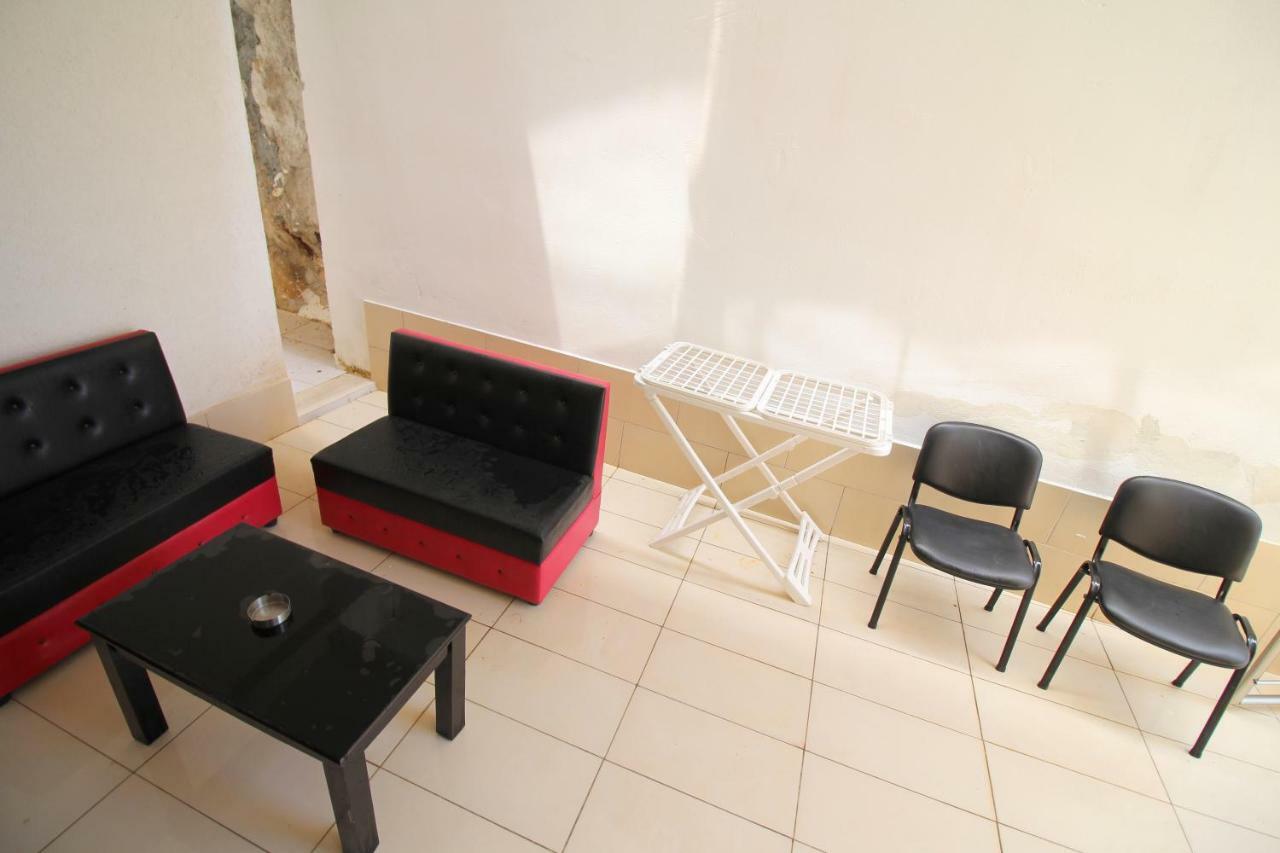 Gregor Apartments Sarandë Esterno foto